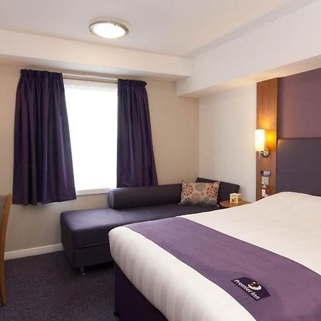 Premier Inn Edinburgh East Esterno foto