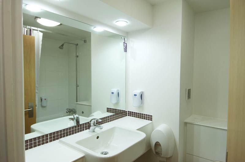 Premier Inn Edinburgh East Esterno foto