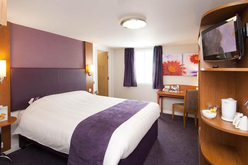 Premier Inn Edinburgh East Esterno foto